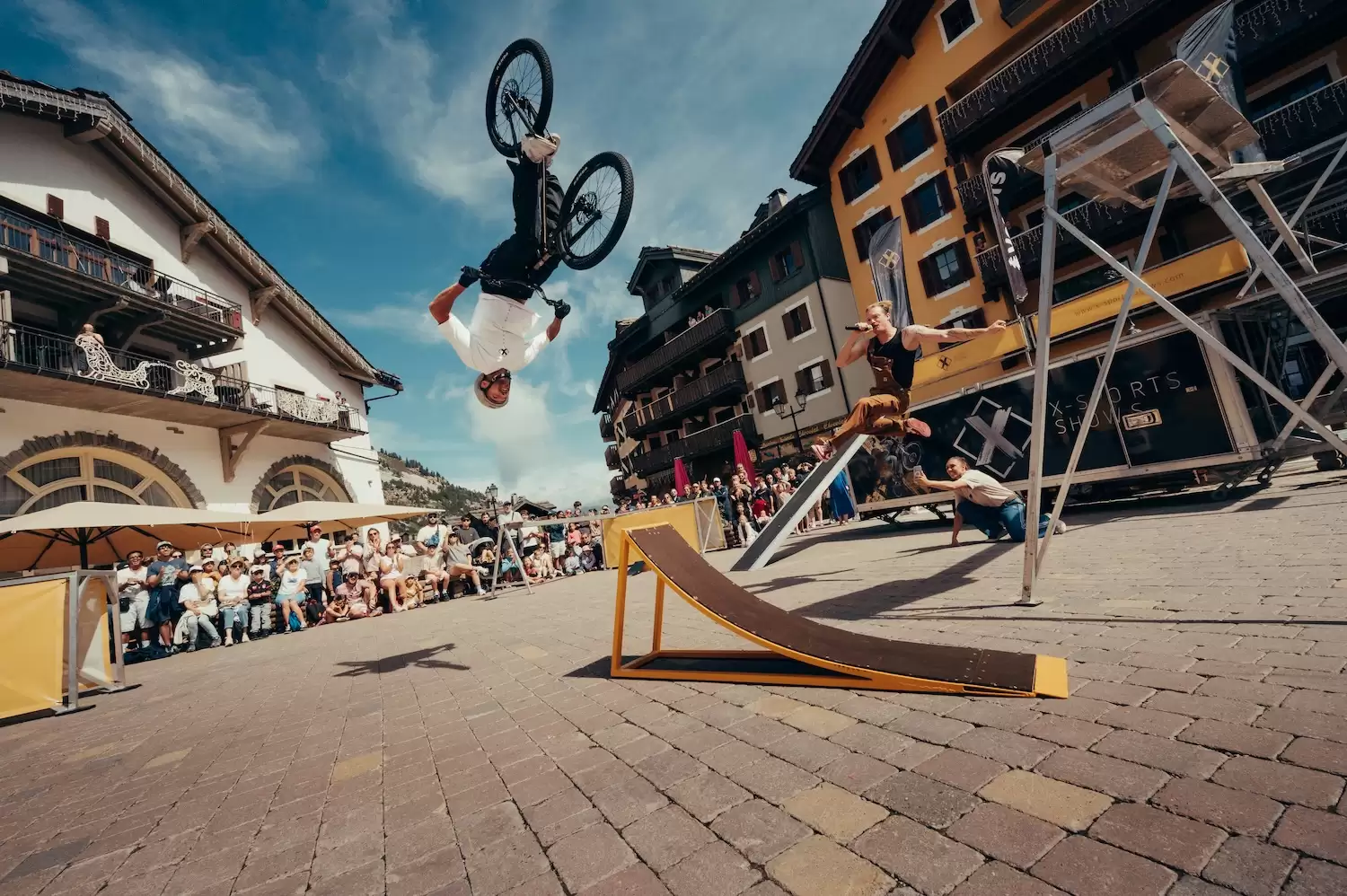 Show VTT vs Freerunning Arc 1950 Show VTT vs Freerunning Arc 1950