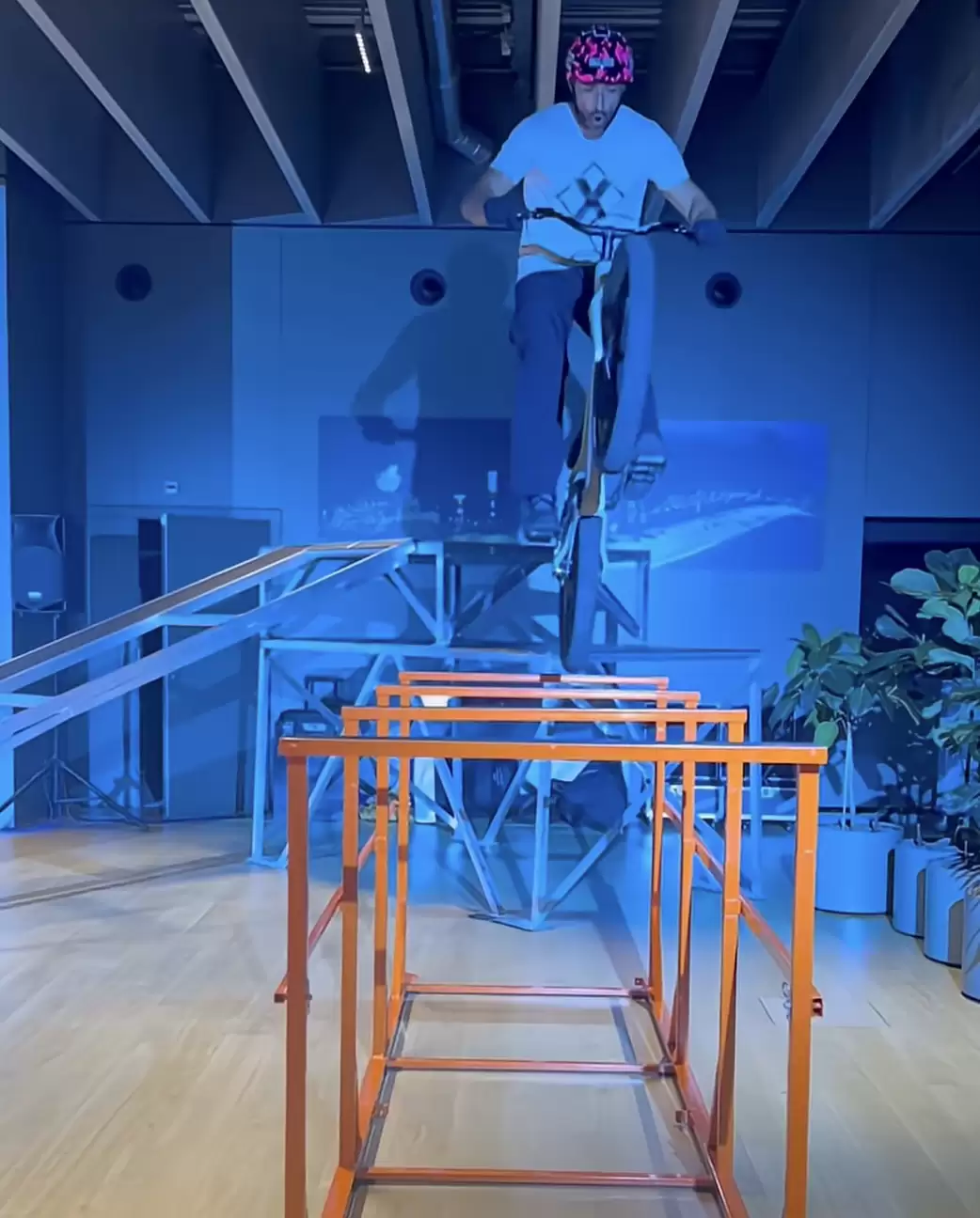 Show VTT au Musée Olympique de Lausanne Show VTT au Musée Olympique de Lausanne