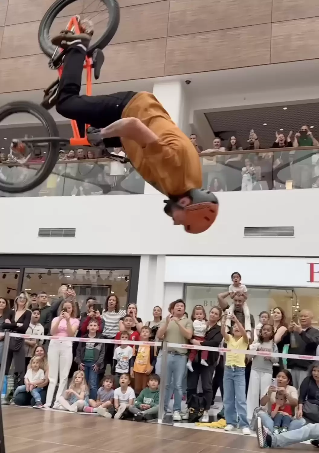 Show BMX et VTT centres commerciaux Show BMX et VTT centres commerciaux
