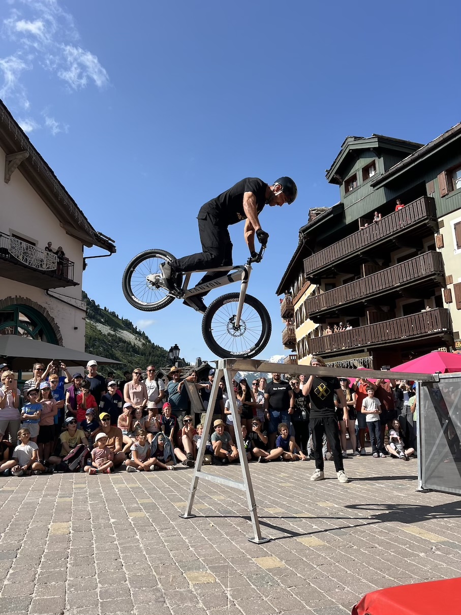 VTT - BMX - FREERUNNING aux ARCS 1950 pour le X-Sports Tour. Le 24 juillet 2024